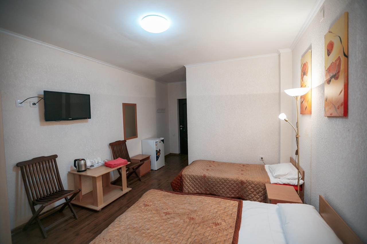 Evropa Hotel Bosteri Εξωτερικό φωτογραφία